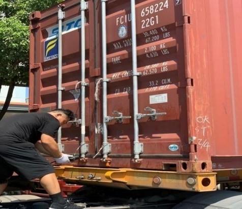 PRY-1100JBK Automatic Cardboard Flute Laminating Machinery 14