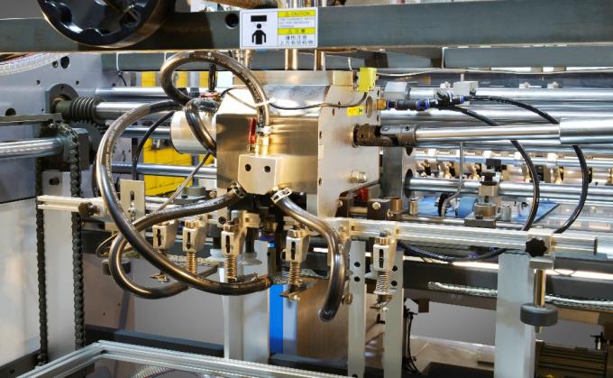 BK-800D Semi Automatic Cardboard Laminating Machine 3