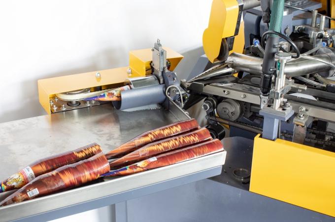 PRY-220/300 High Speed Ice Cream Cone Type Paper Cup Sleeve Forming Making Machine 10