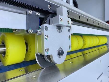 PRY-1800 Single Pass Automatic Carton Box Sample Cutting Machine 8