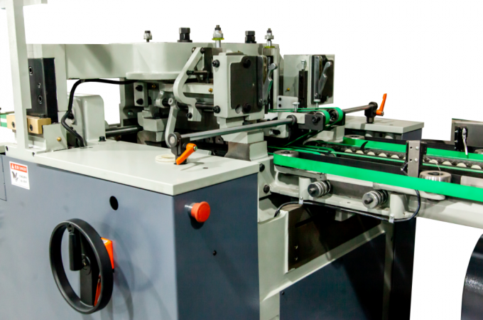 PRY-8D Gathering and Book Saddle Stitching and Trimming Machine 8